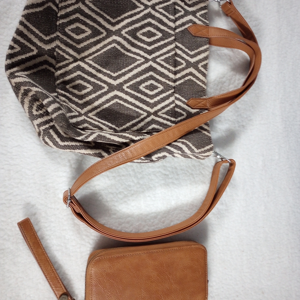 Thirty-One Geometric Hobo Bag with Brown Accents